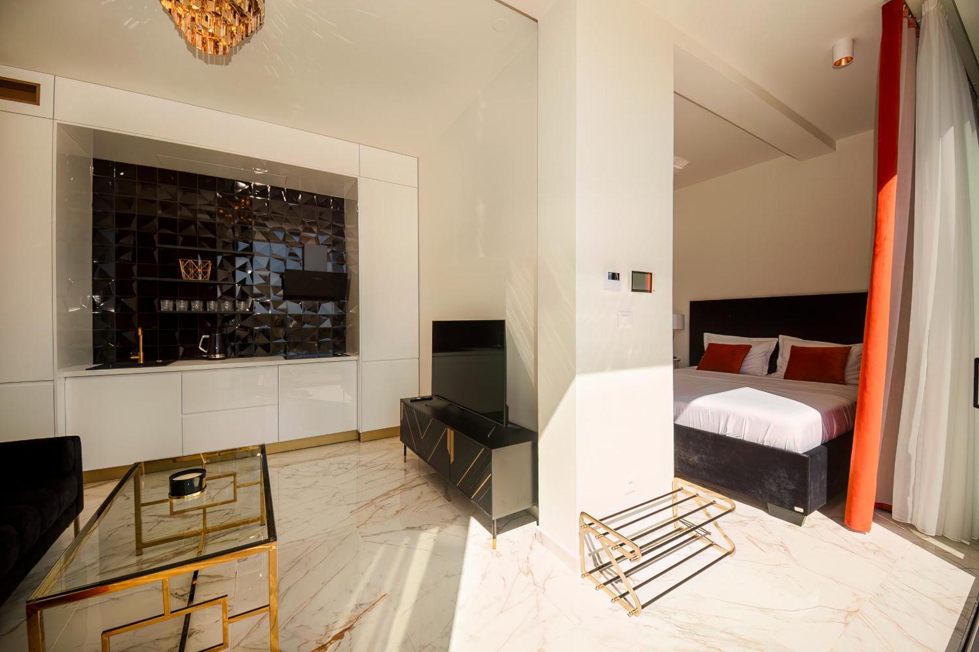 Mediterana Art Deco Resort (Adults Only) شيبينيك المظهر الخارجي الصورة